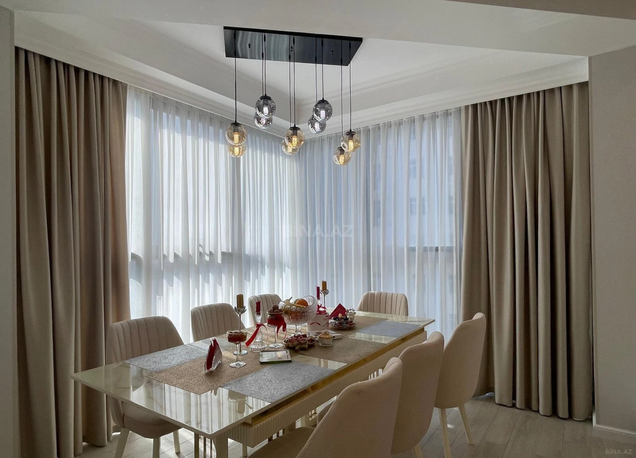 Satılır 3 otaqlı mənzil 112 m²