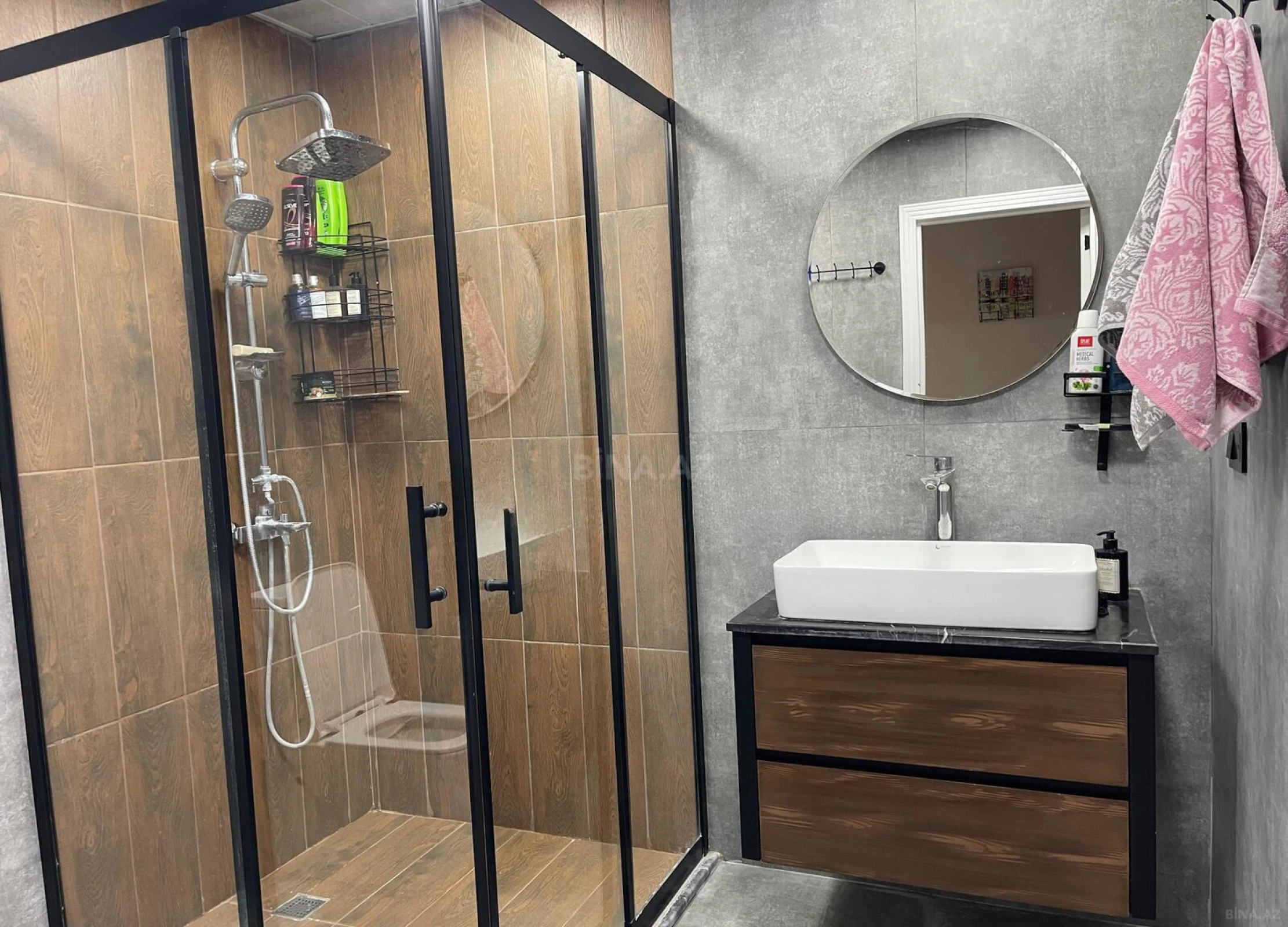 Satılır 3 otaqlı mənzil 112 m²