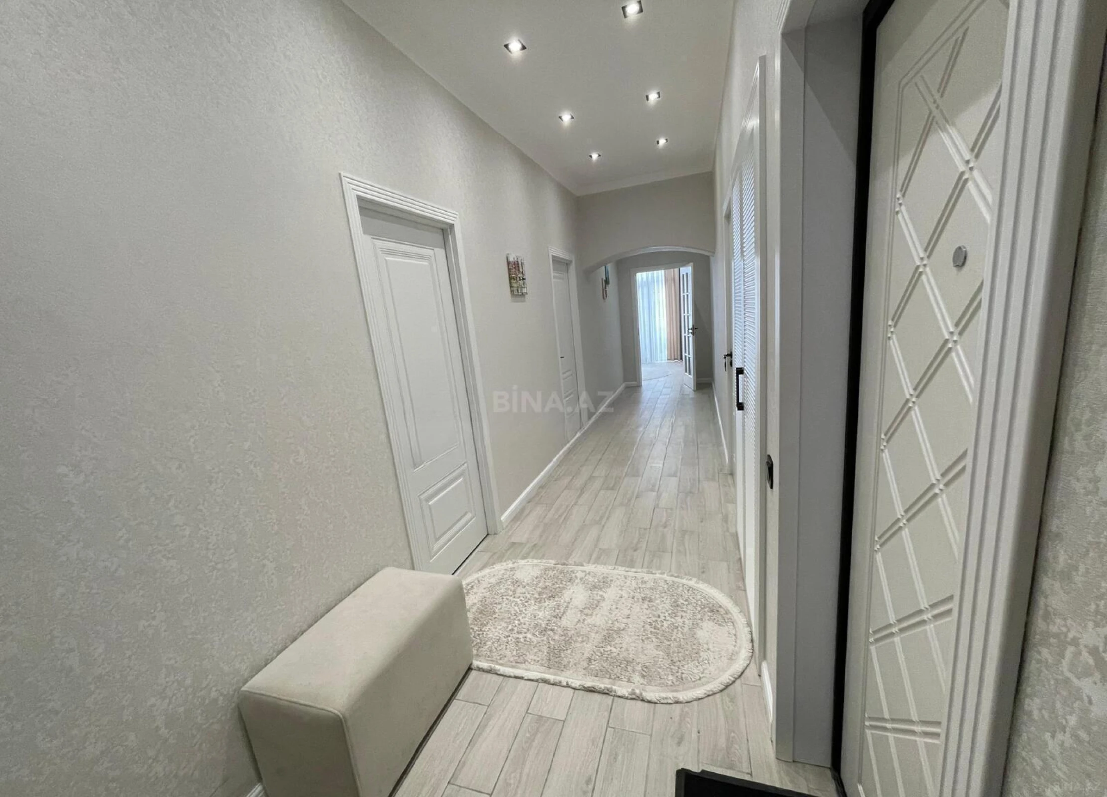 Satılır 3 otaqlı mənzil 112 m²
