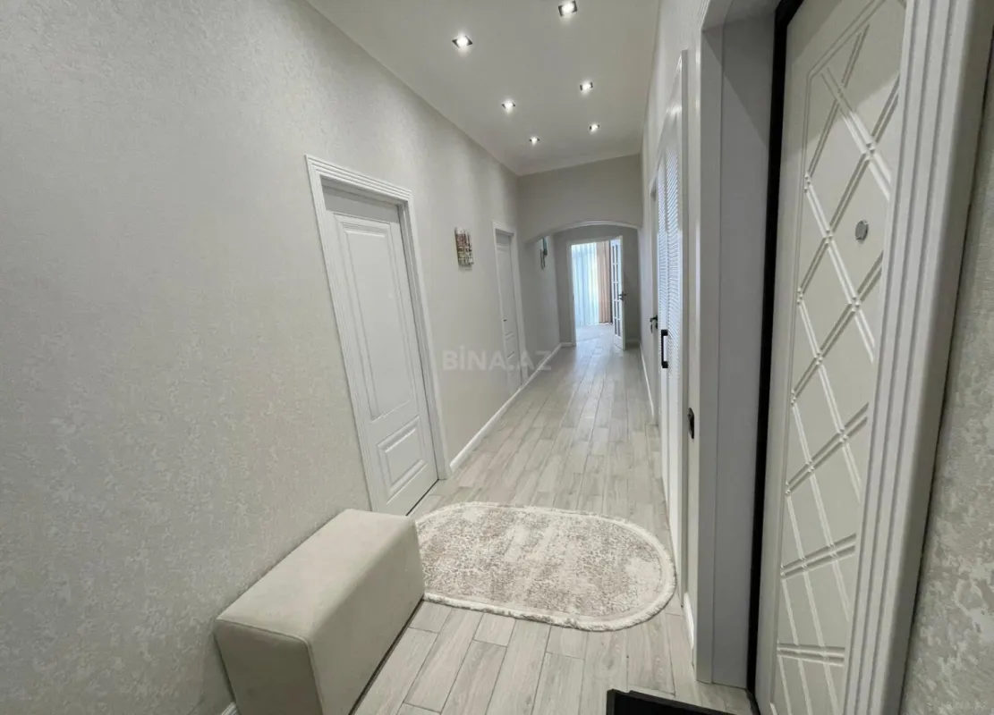 Satılır 3 otaqlı mənzil 112 m²
