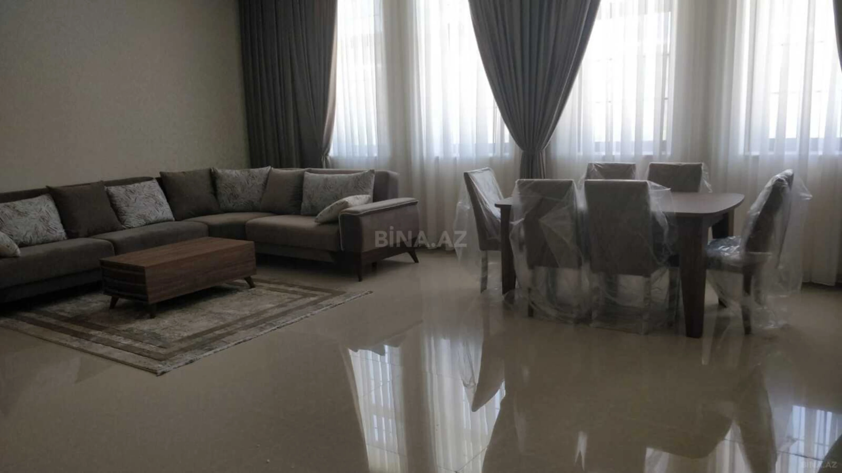 Kirayə verilir 8 otaqlı həyət evi 540 m²