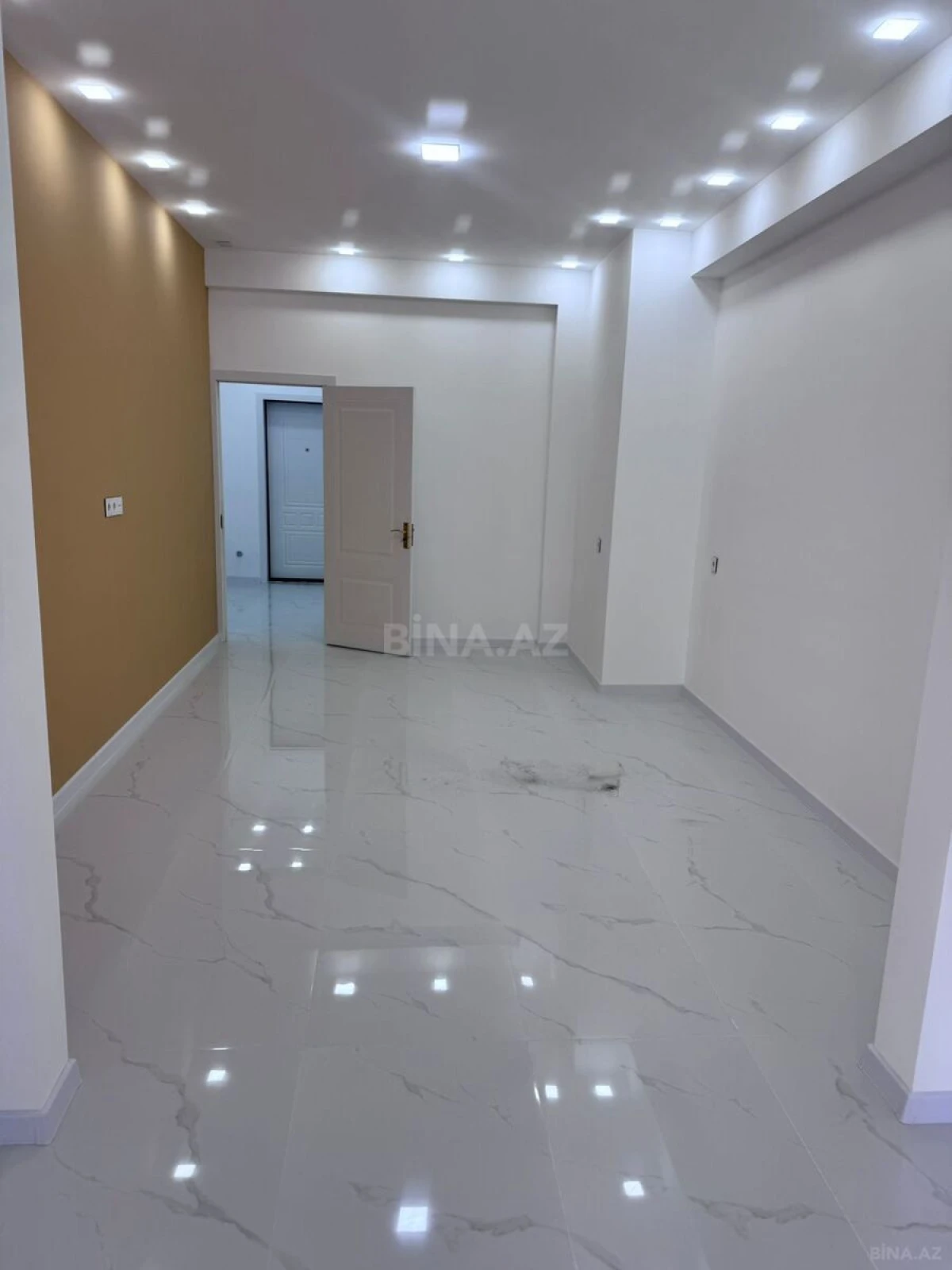 Kirayə verilir 3 otaqlı ofis 120 m²