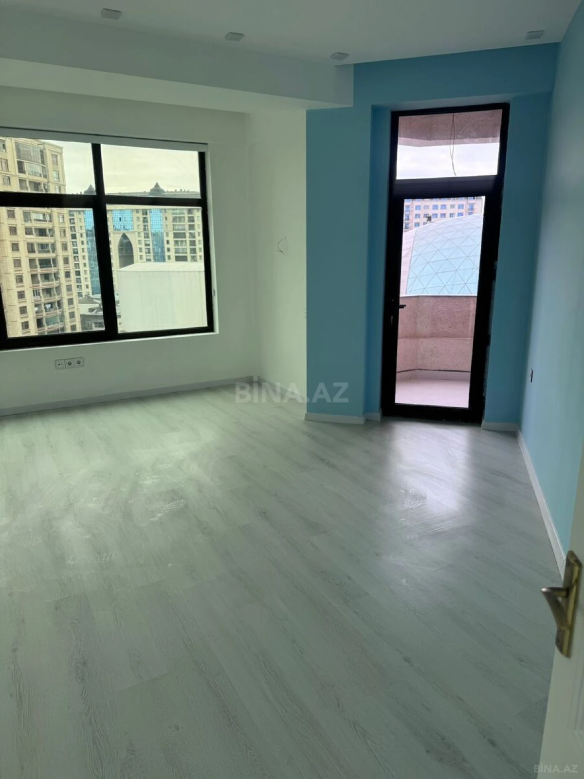 Kirayə verilir 3 otaqlı ofis 120 m²