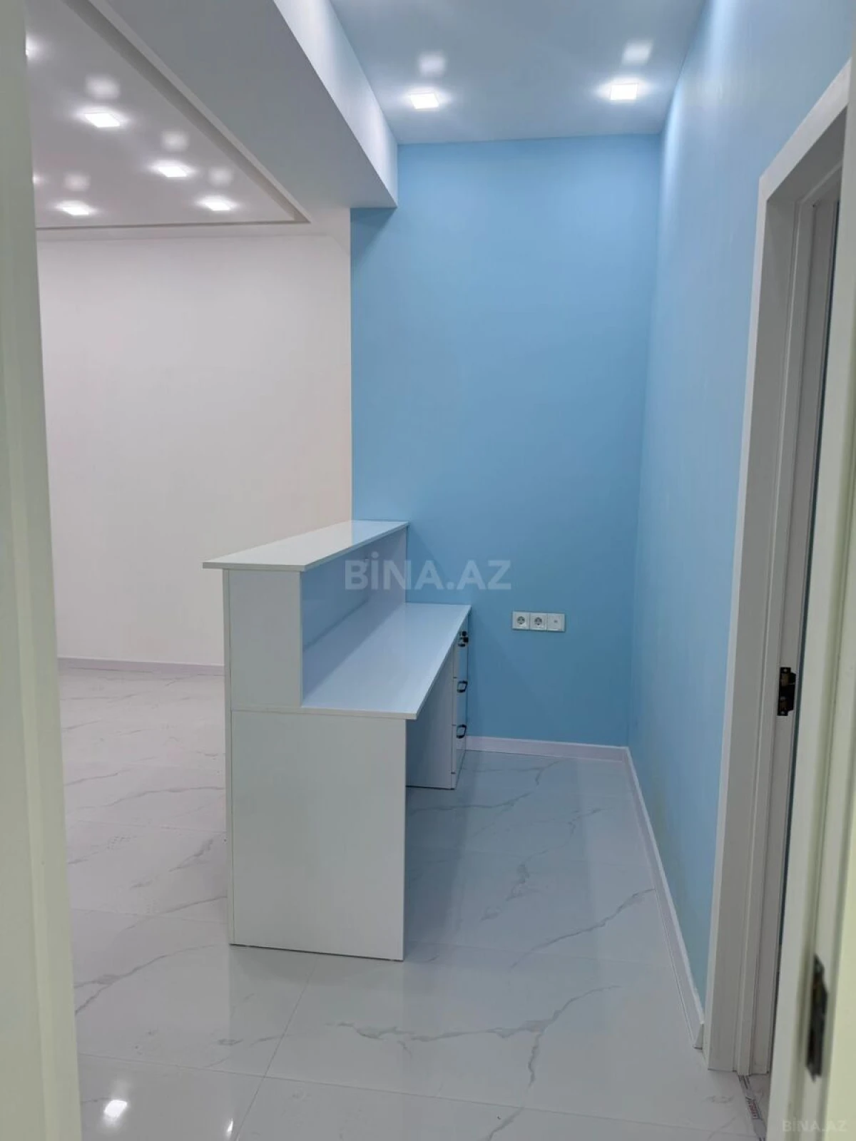 Kirayə verilir 3 otaqlı ofis 120 m²