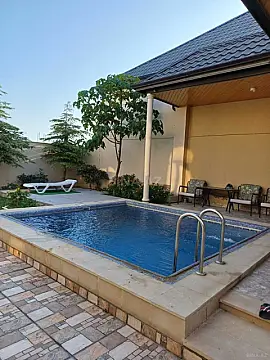 Satılır 5 otaqlı həyət evi 200 m²