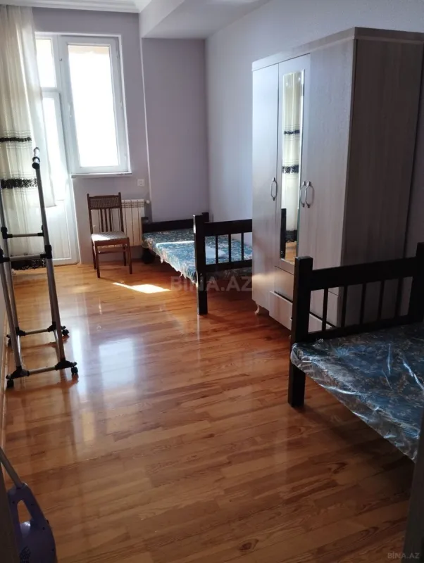 Kirayə verilir 2 otaqlı mənzil 80 m²