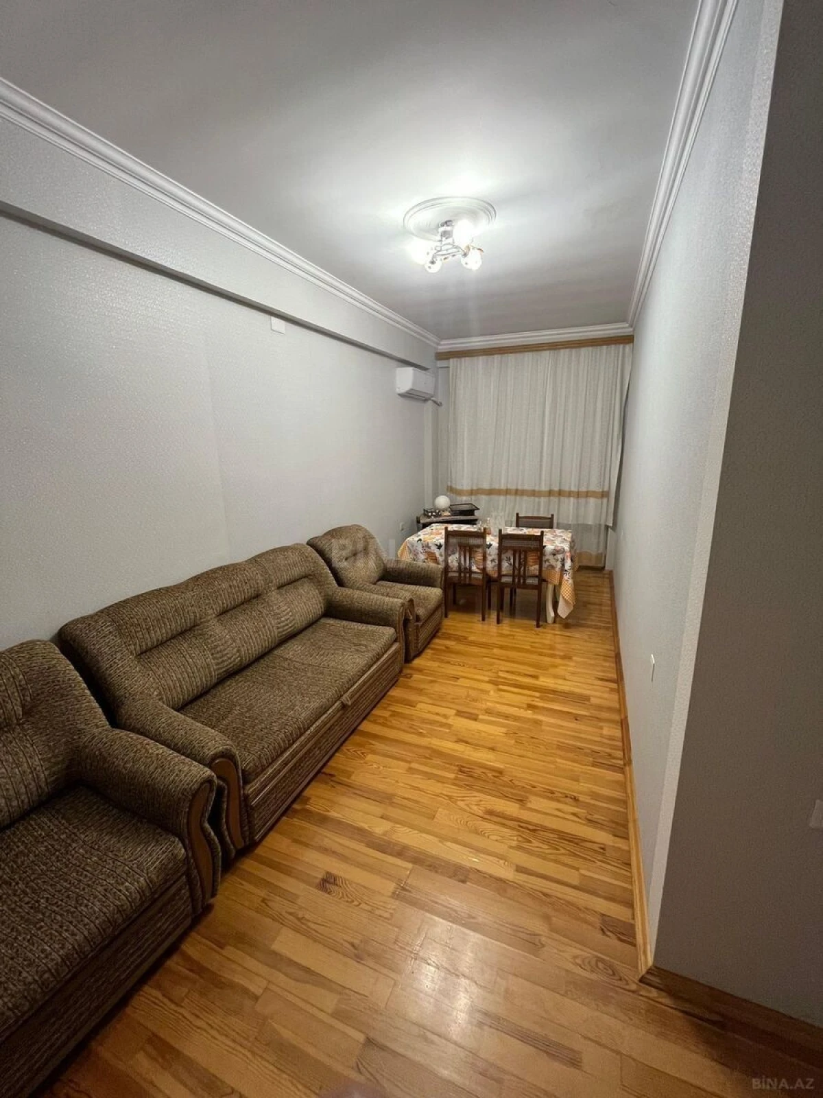 Kirayə verilir 2 otaqlı mənzil 80 m²