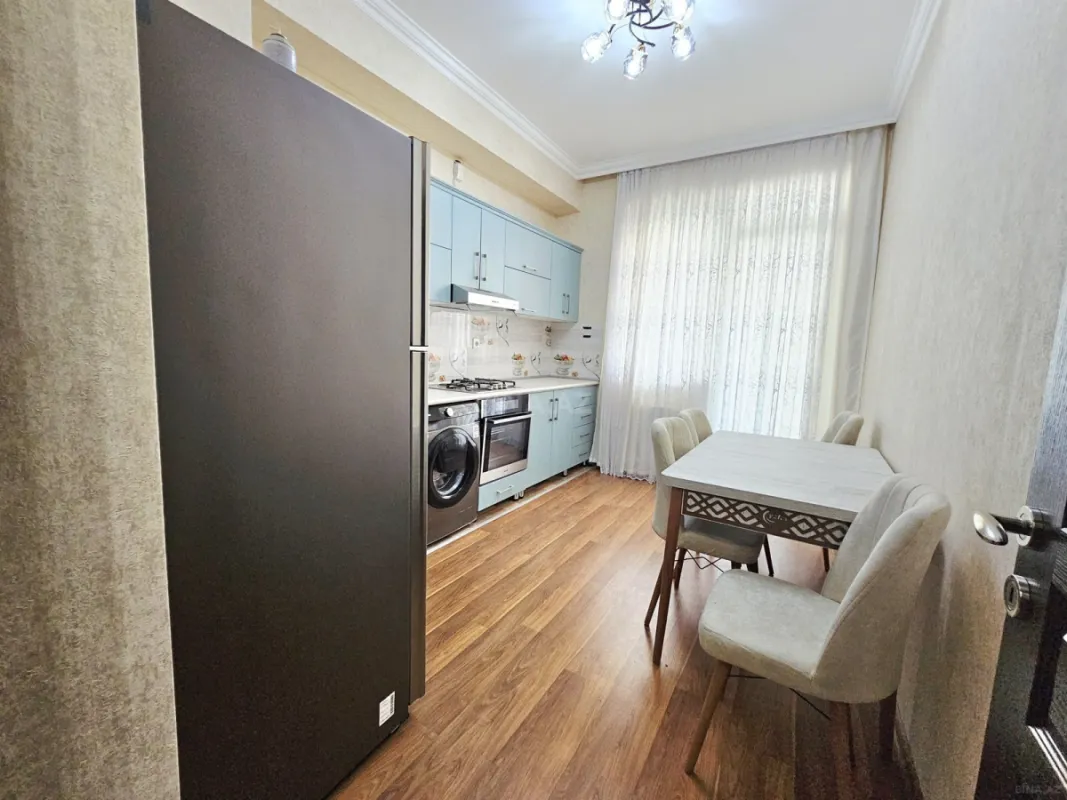 Satılır 2 otaqlı mənzil 84 m²