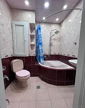 Satılır 4 otaqlı mənzil 100 m²