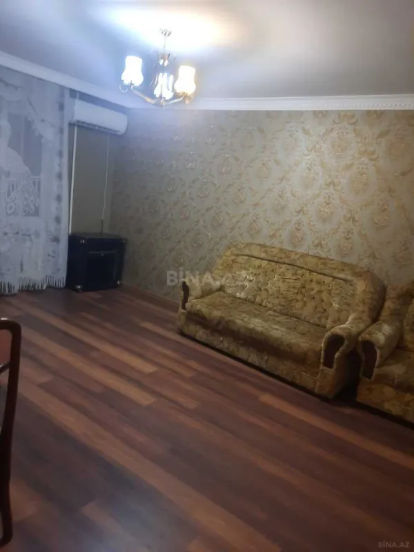 Kirayə verilir 2 otaqlı mənzil 65 m²