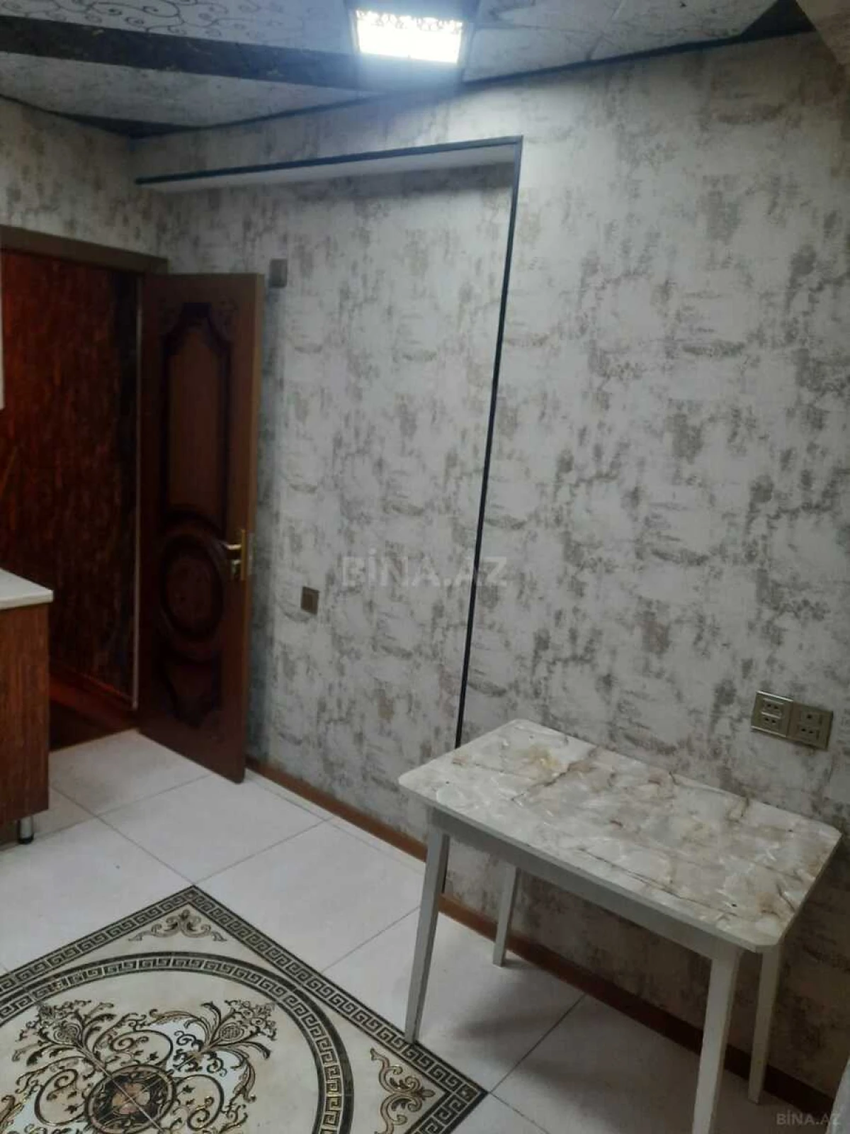 Kirayə verilir 2 otaqlı mənzil 65 m²