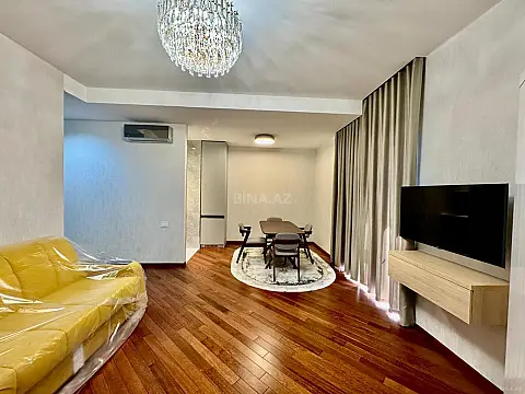 Satılır 2 otaqlı mənzil 81 m²