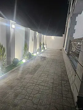 Satılır 4 otaqlı həyət evi 270 m²