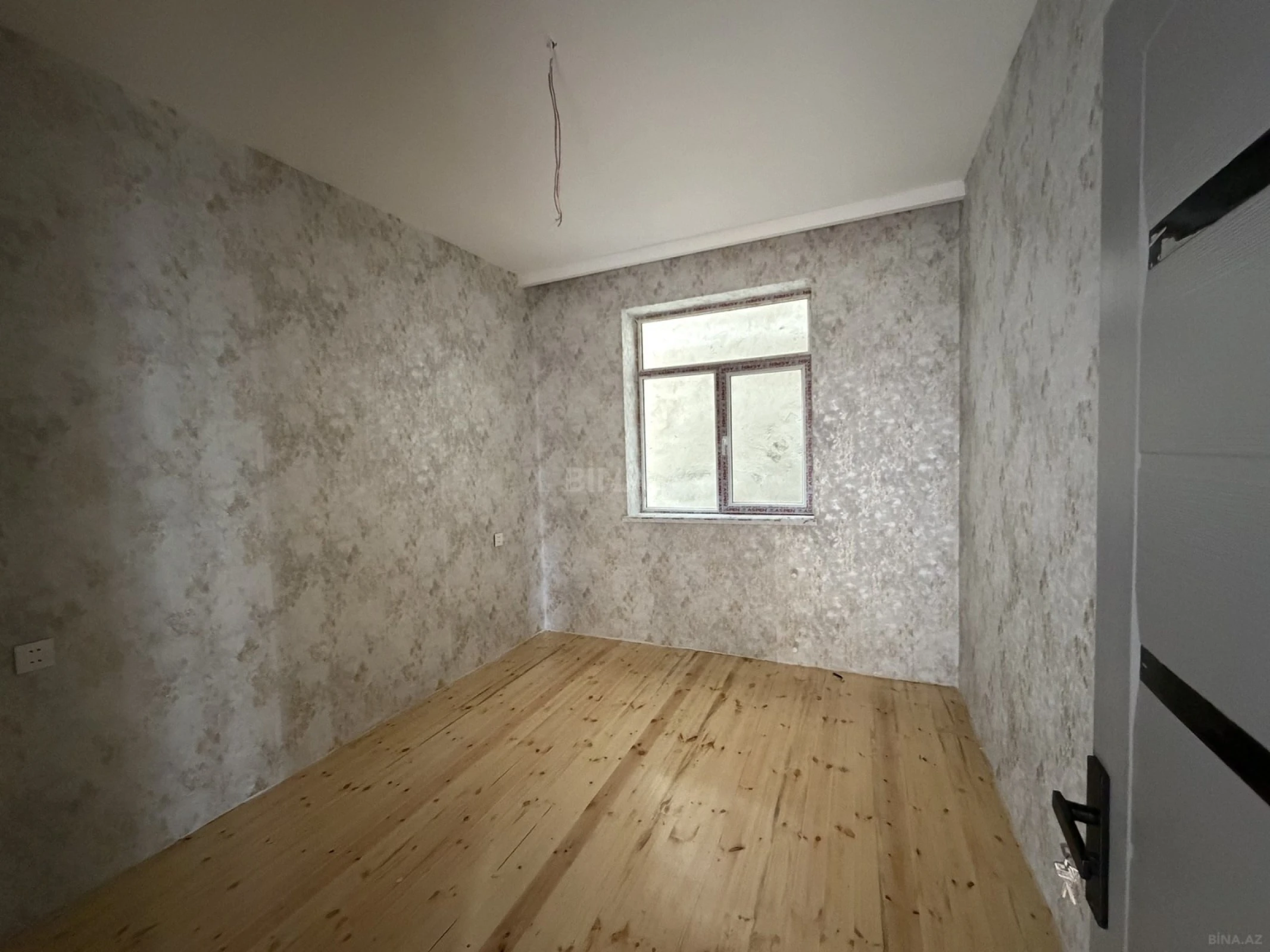Satılır 2 otaqlı həyət evi 55 m²
