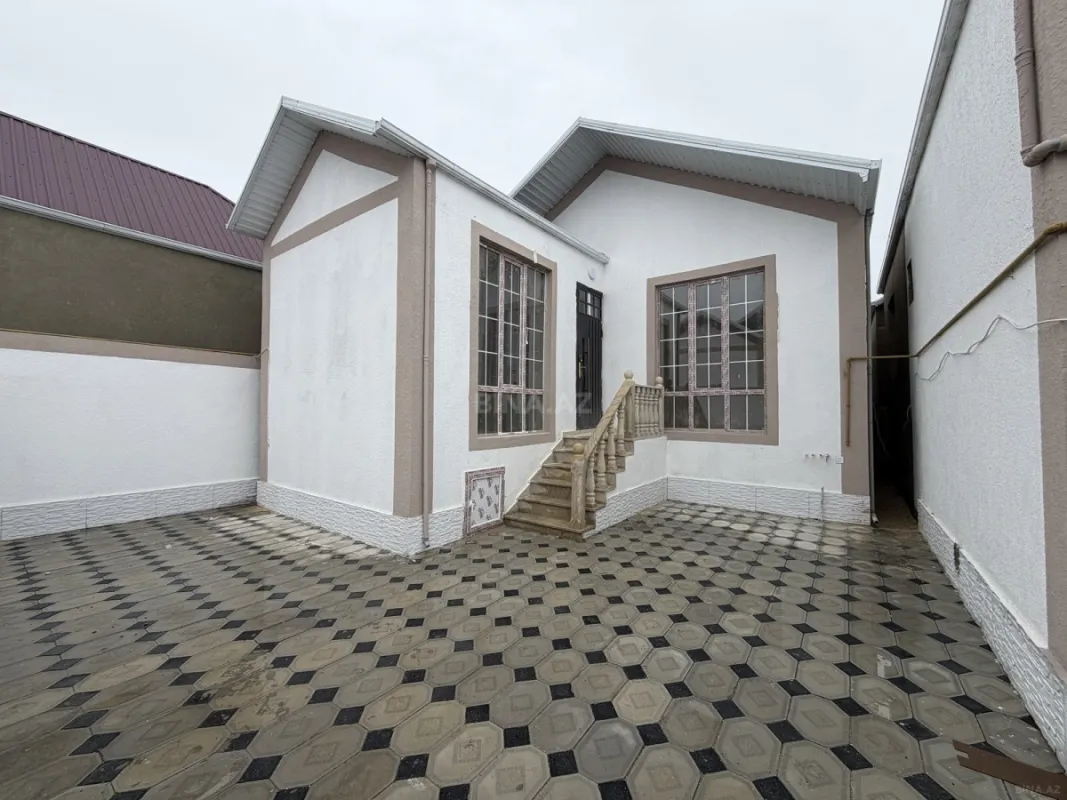 Satılır 2 otaqlı həyət evi 55 m²