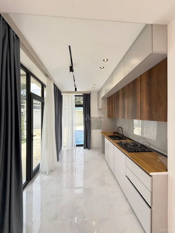 Satılır 4 otaqlı həyət evi 150 m²