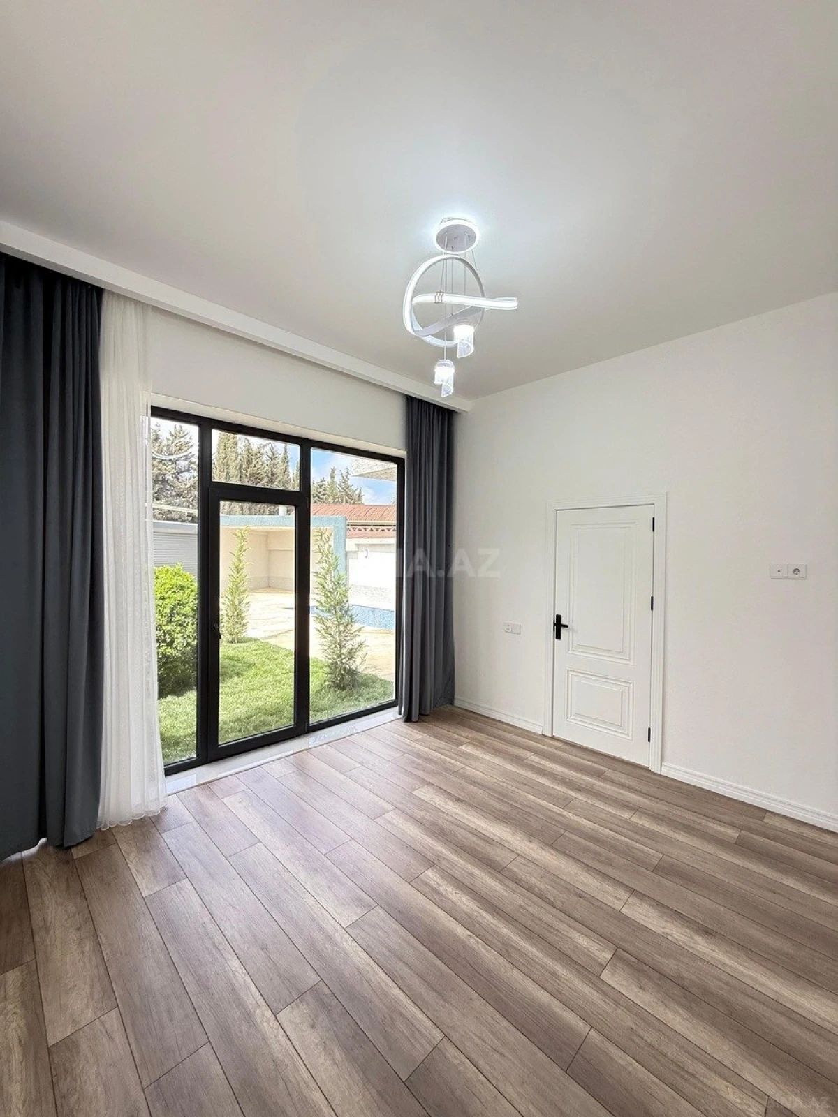 Satılır 4 otaqlı həyət evi 150 m²