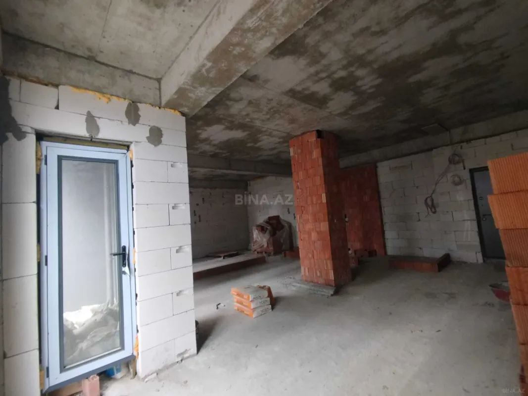 Satılır 3 otaqlı mənzil 82 m²