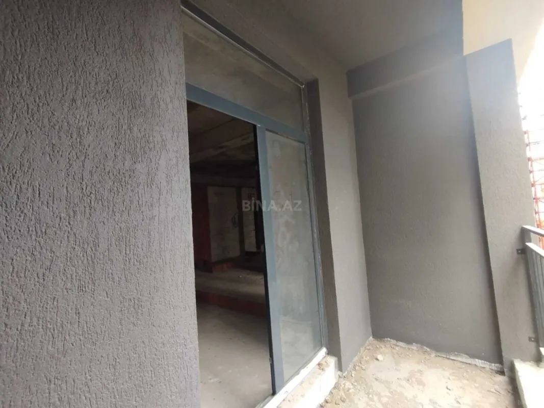 Satılır 3 otaqlı mənzil 82 m²