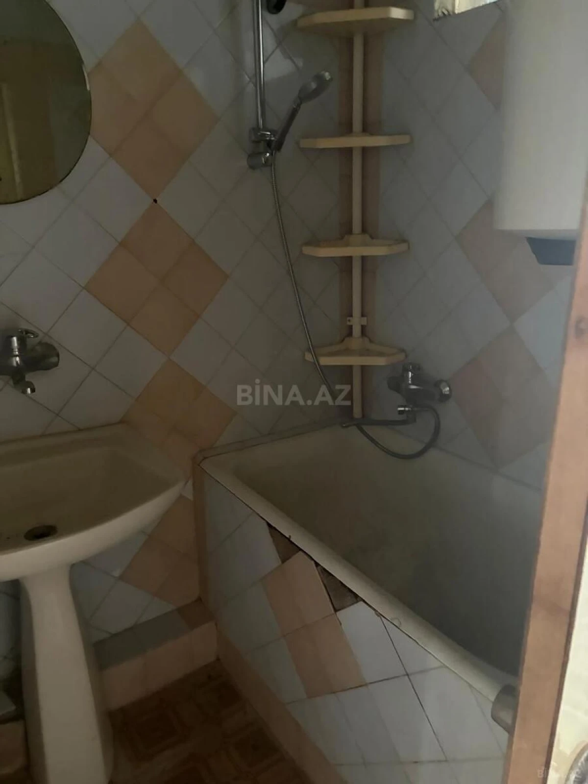 Satılır 3 otaqlı mənzil 70 m²