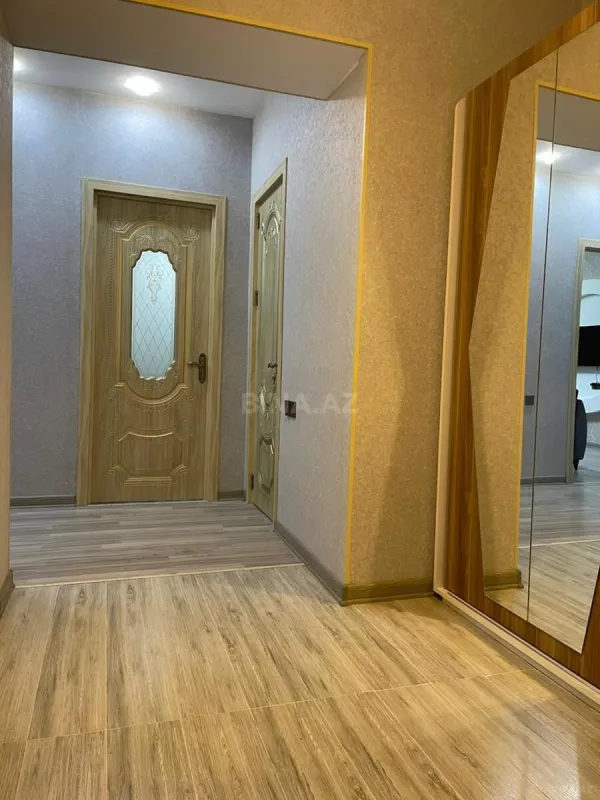 Kirayə verilir 3 otaqlı mənzil 110 m²