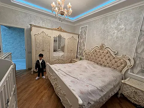 Kirayə verilir 3 otaqlı mənzil 110 m²