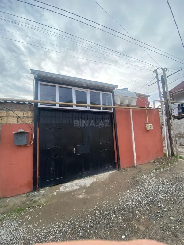 Satılır 3 otaqlı həyət evi 100 m²
