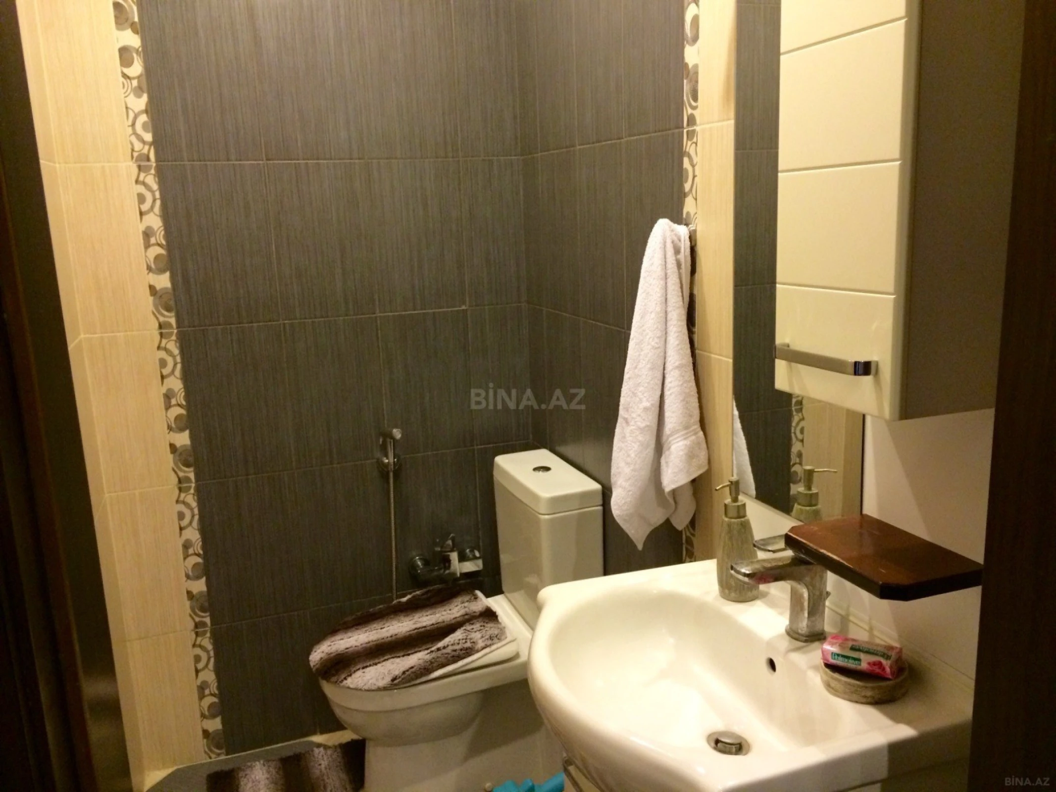 Satılır 3 otaqlı mənzil 120 m²