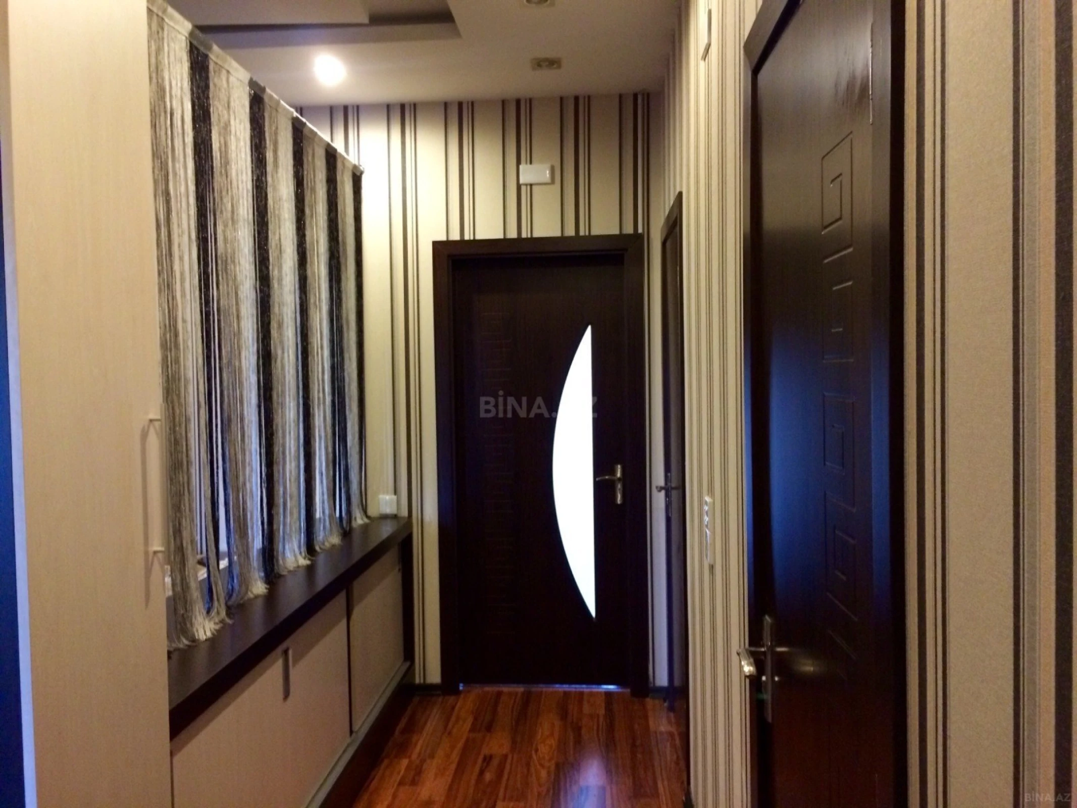 Satılır 3 otaqlı mənzil 120 m²