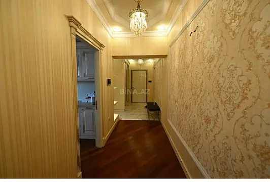 Kirayə verilir 3 otaqlı mənzil 136 m² — Bakı 3 otaq 136.00 m²