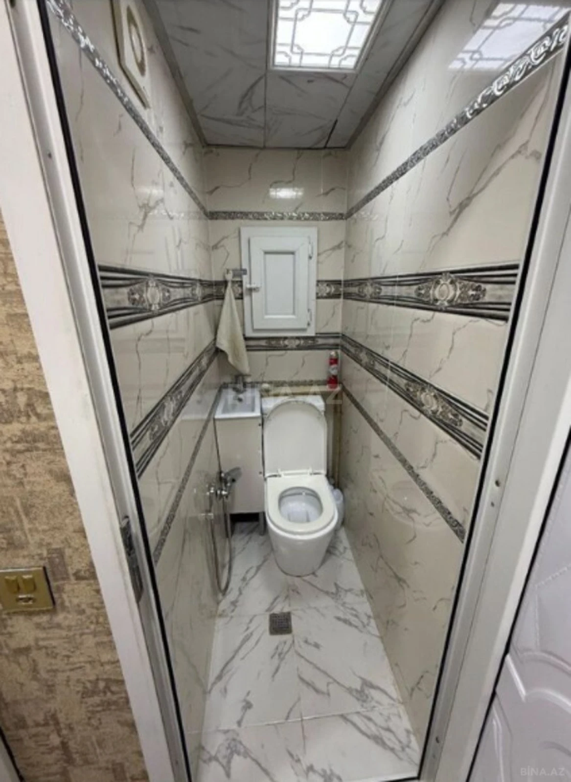 Satılır 4 otaqlı mənzil 115 m²