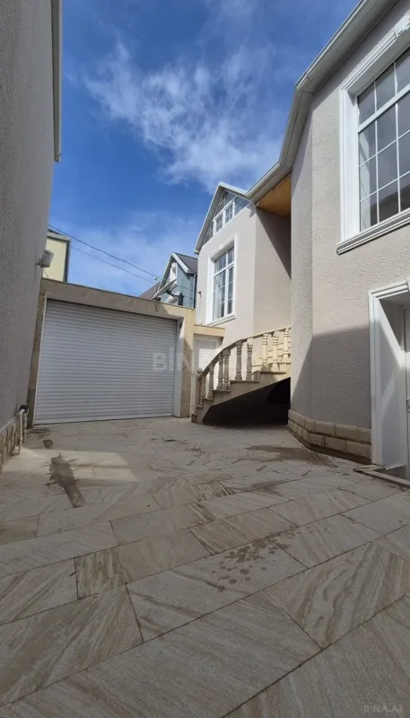 Satılır 6 otaqlı həyət evi 180 m²