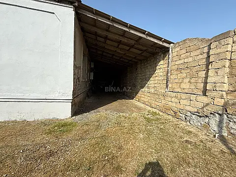 Satılır 5 otaqlı həyət evi 196 m²