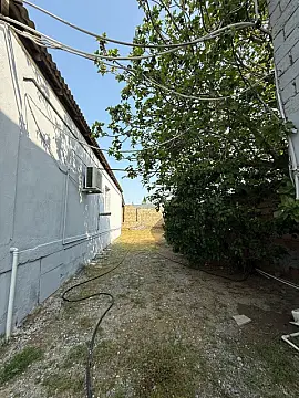 Satılır 5 otaqlı həyət evi 196 m²