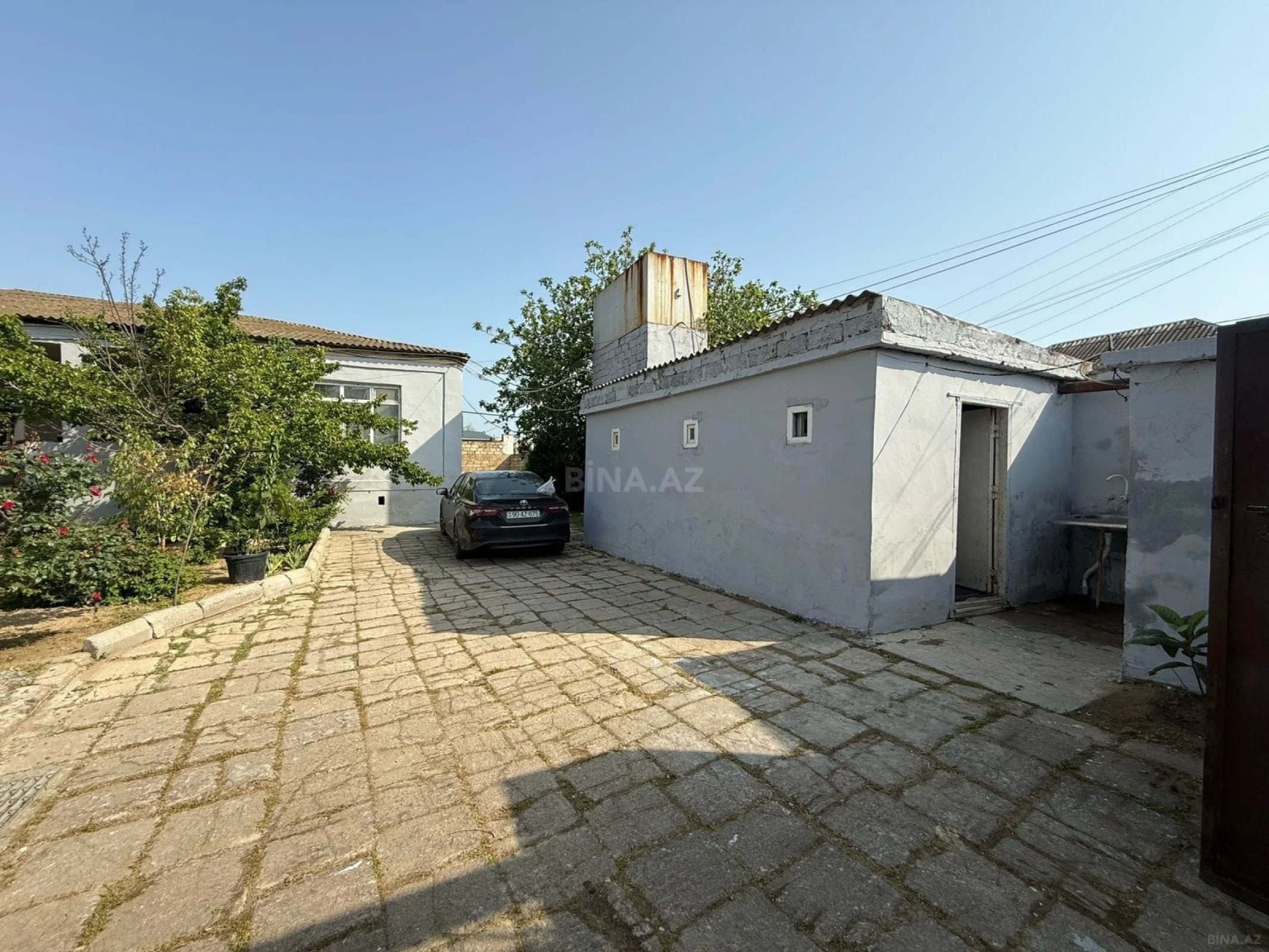 Satılır 5 otaqlı həyət evi 196 m²