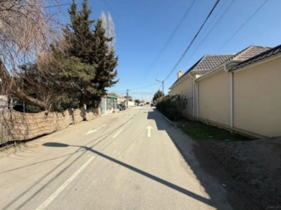 Satılır 5 otaqlı həyət evi 196 m²