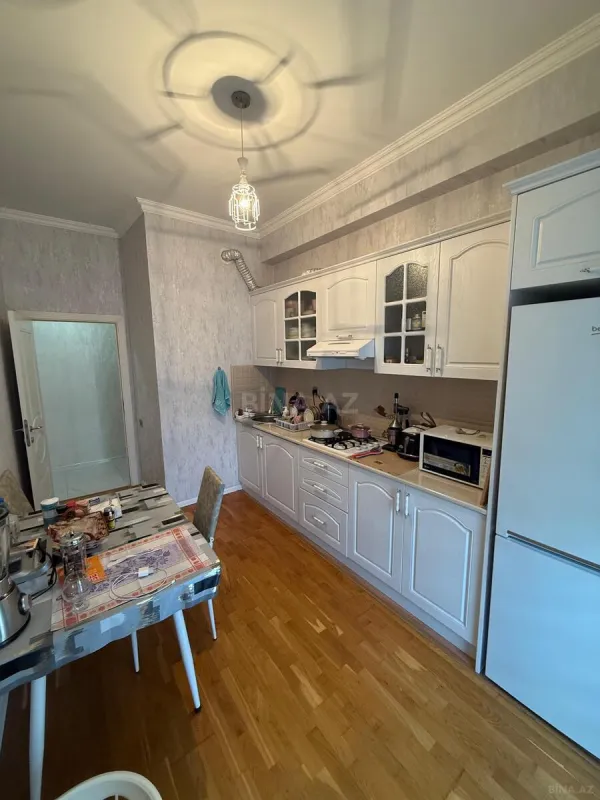 Satılır 2 otaqlı mənzil 65 m²