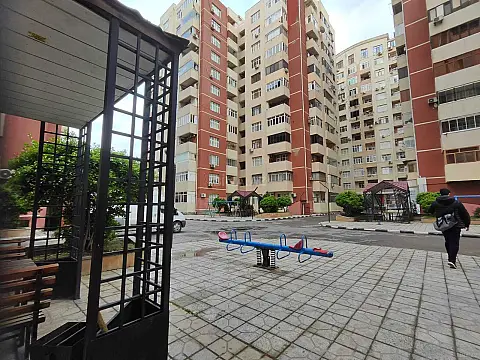 Kirayə verilir 2 otaqlı mənzil 65 m²