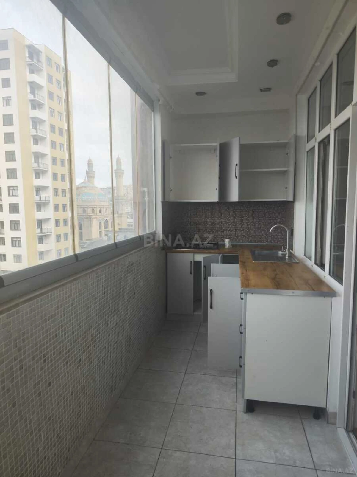 Kirayə verilir 2 otaqlı mənzil 65 m²