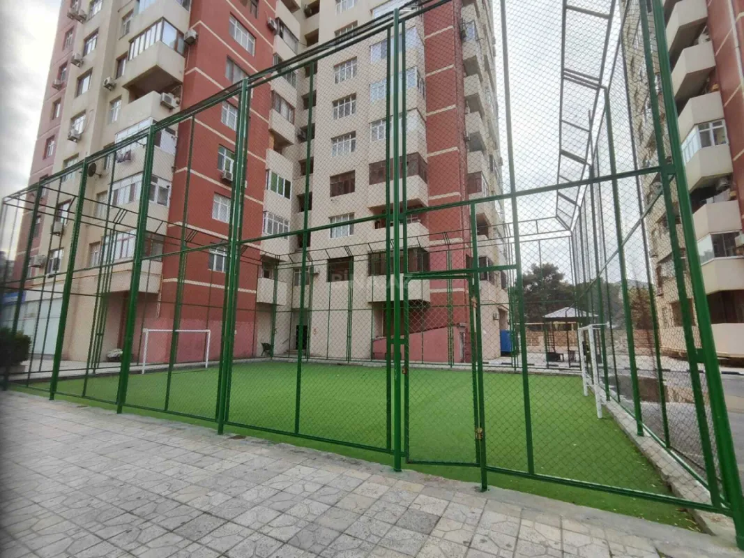 Kirayə verilir 2 otaqlı mənzil 65 m²