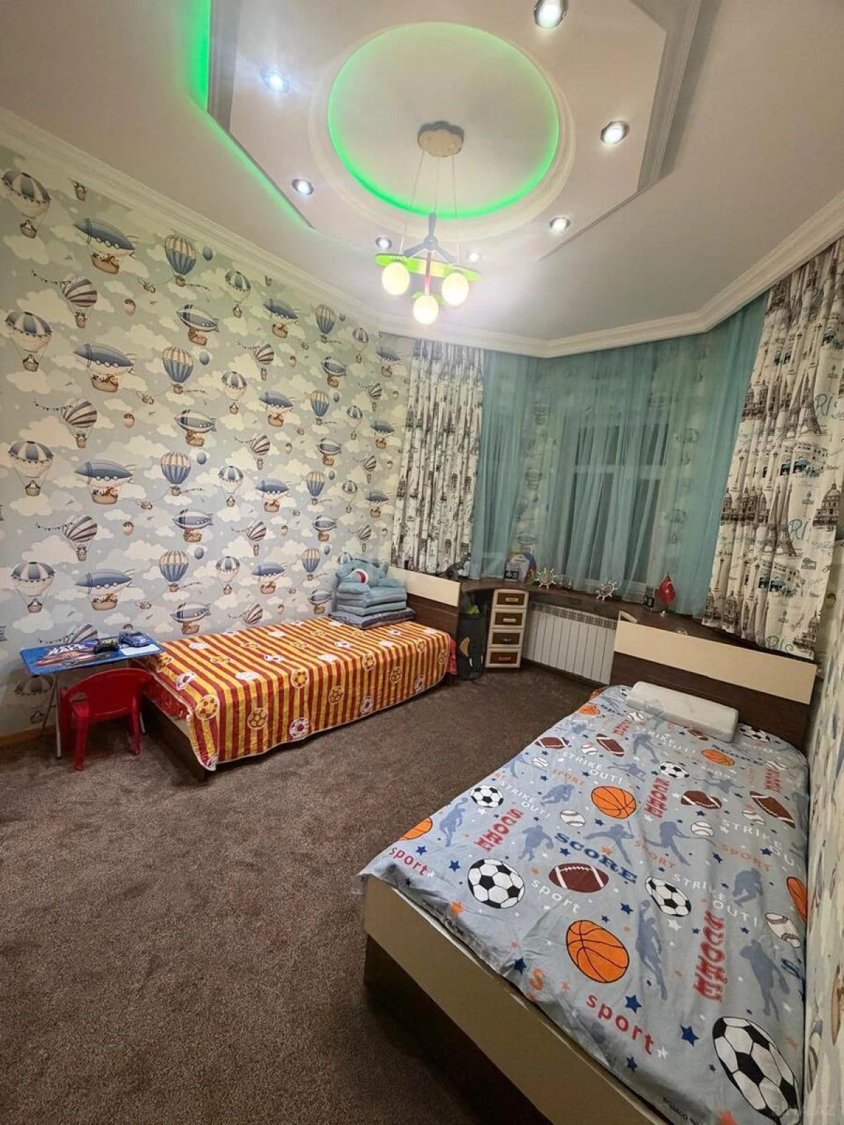 Satılır 7 otaqlı həyət evi 200 m²