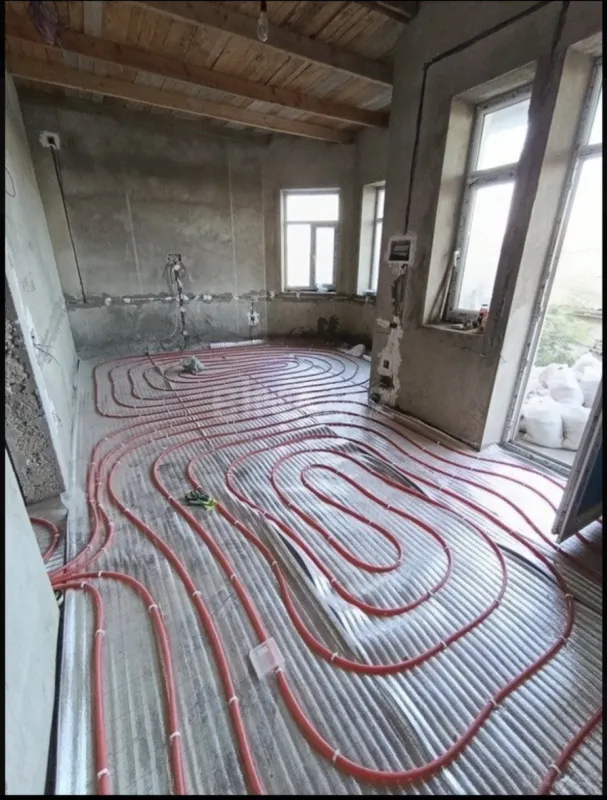 Satılır 7 otaqlı həyət evi 200 m²