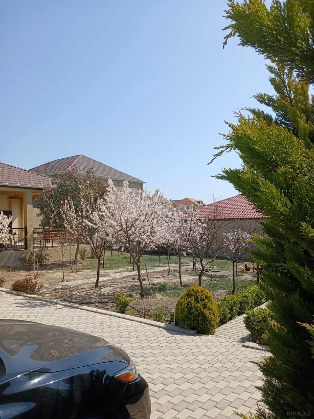 Satılır 5 otaqlı həyət evi 450 m²