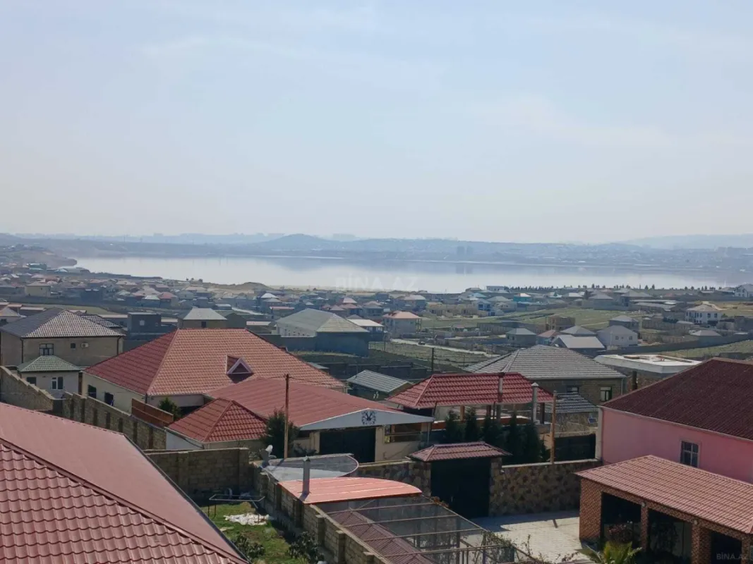 Satılır 5 otaqlı həyət evi 450 m²