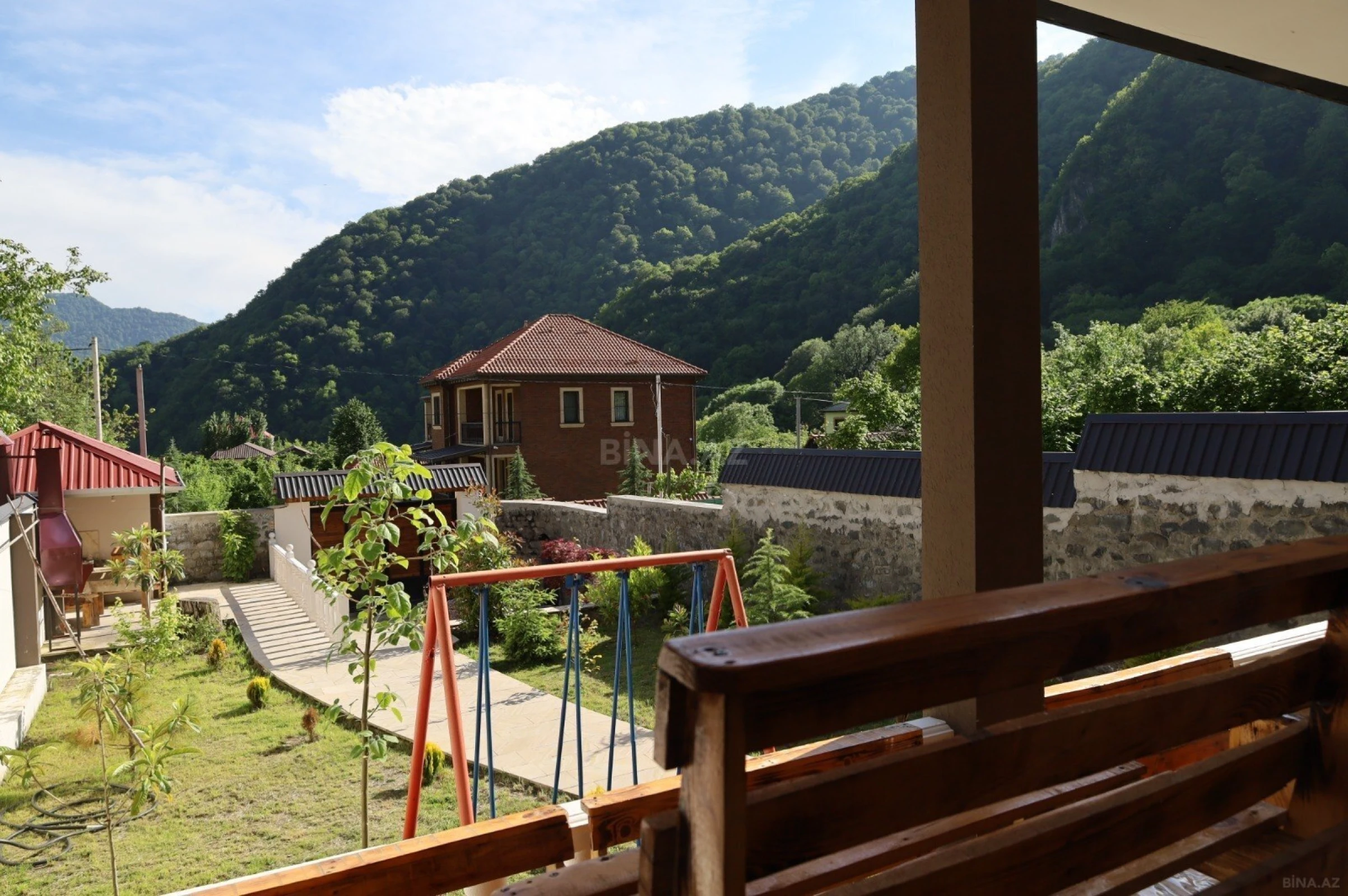 Kirayə verilir 7 otaqlı həyət evi 120 m²