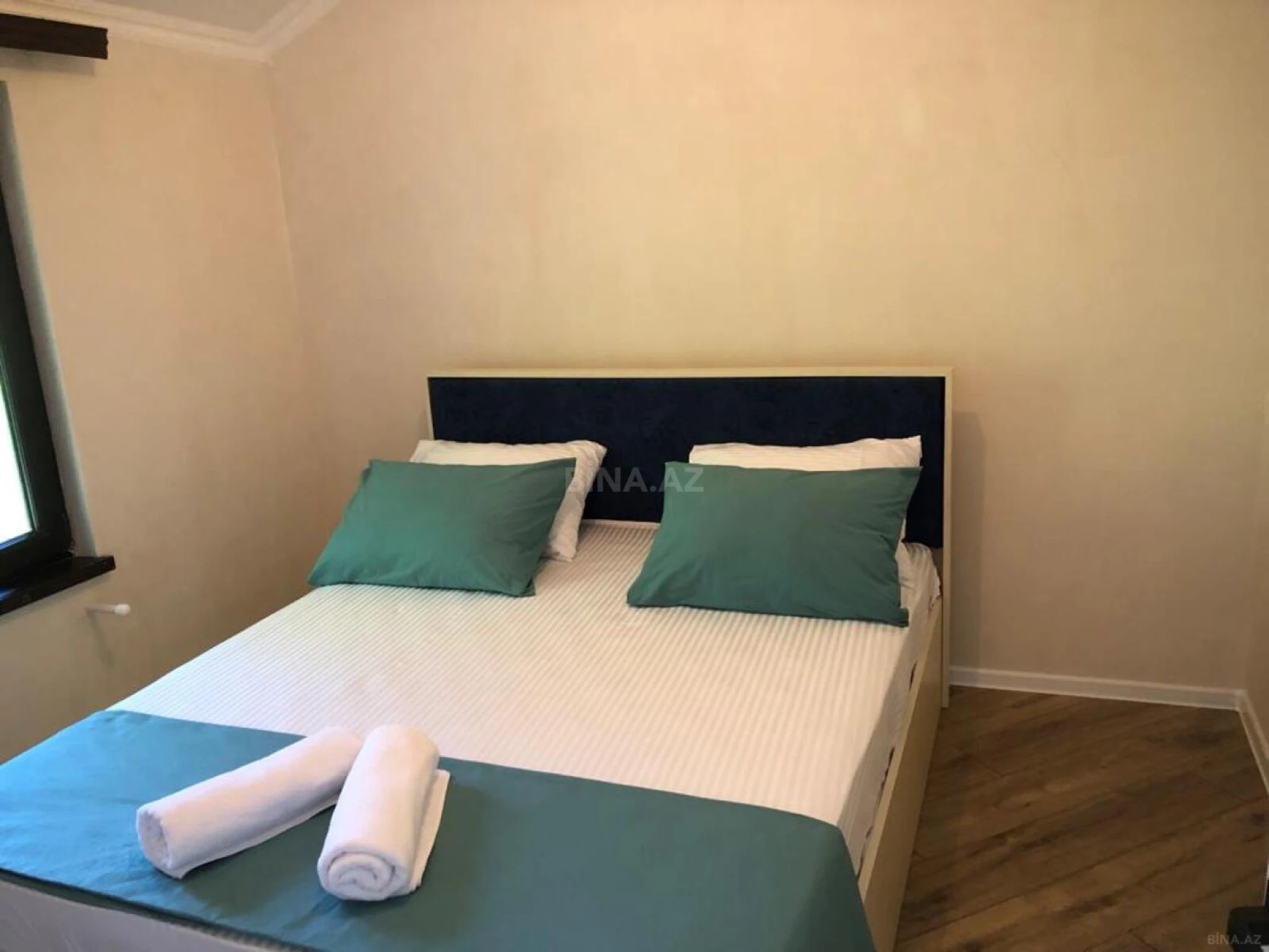 Kirayə verilir 7 otaqlı həyət evi 120 m²