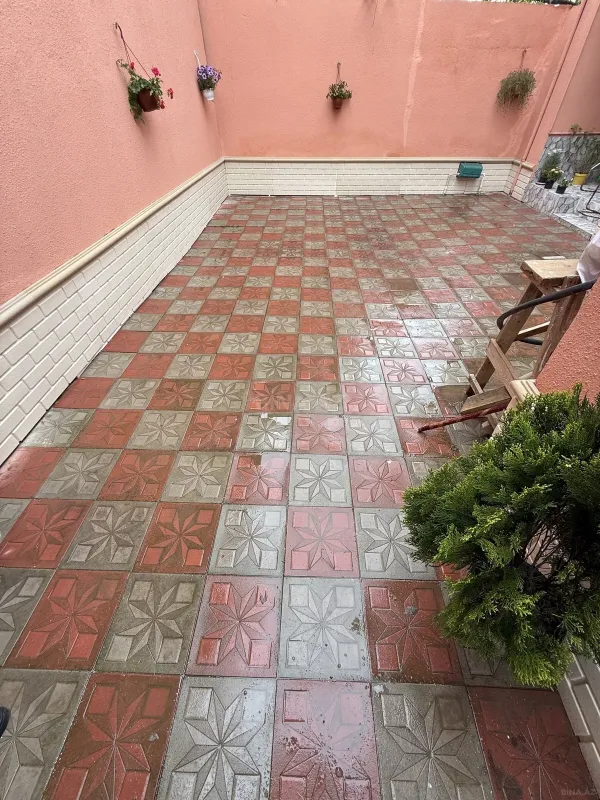 Satılır 4 otaqlı həyət evi 120 m²