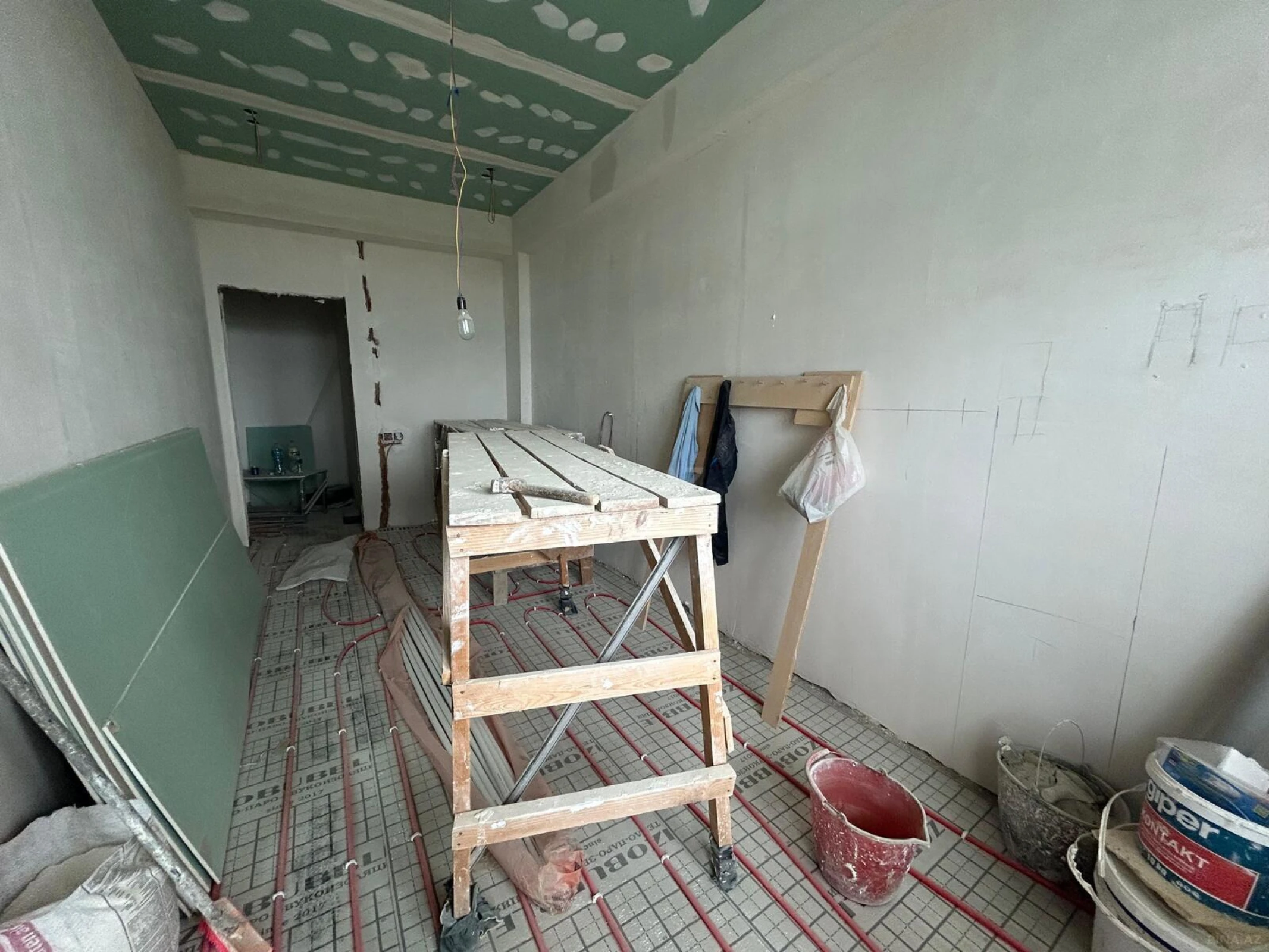 Satılır 2 otaqlı mənzil 62 m²