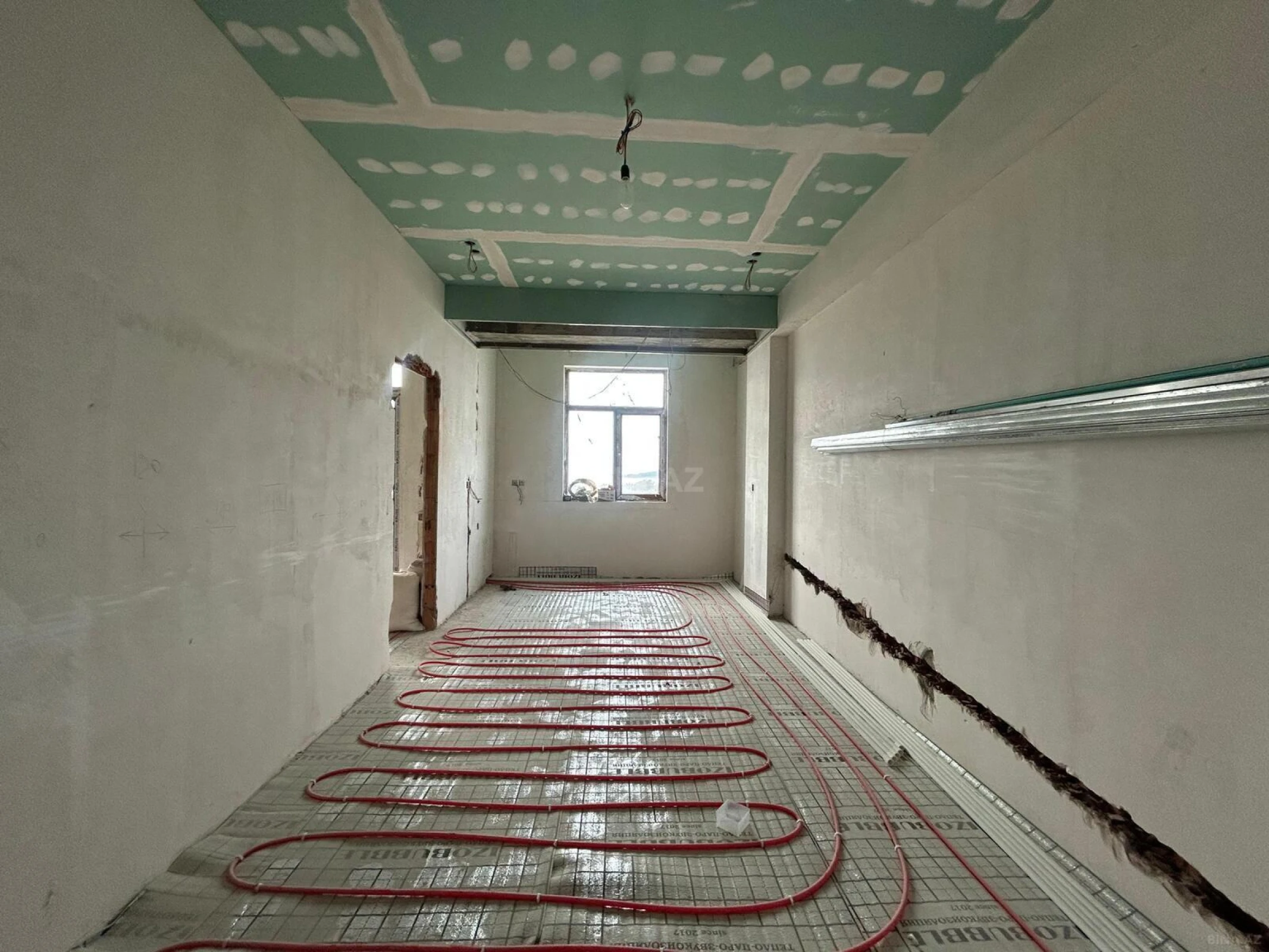 Satılır 2 otaqlı mənzil 62 m²