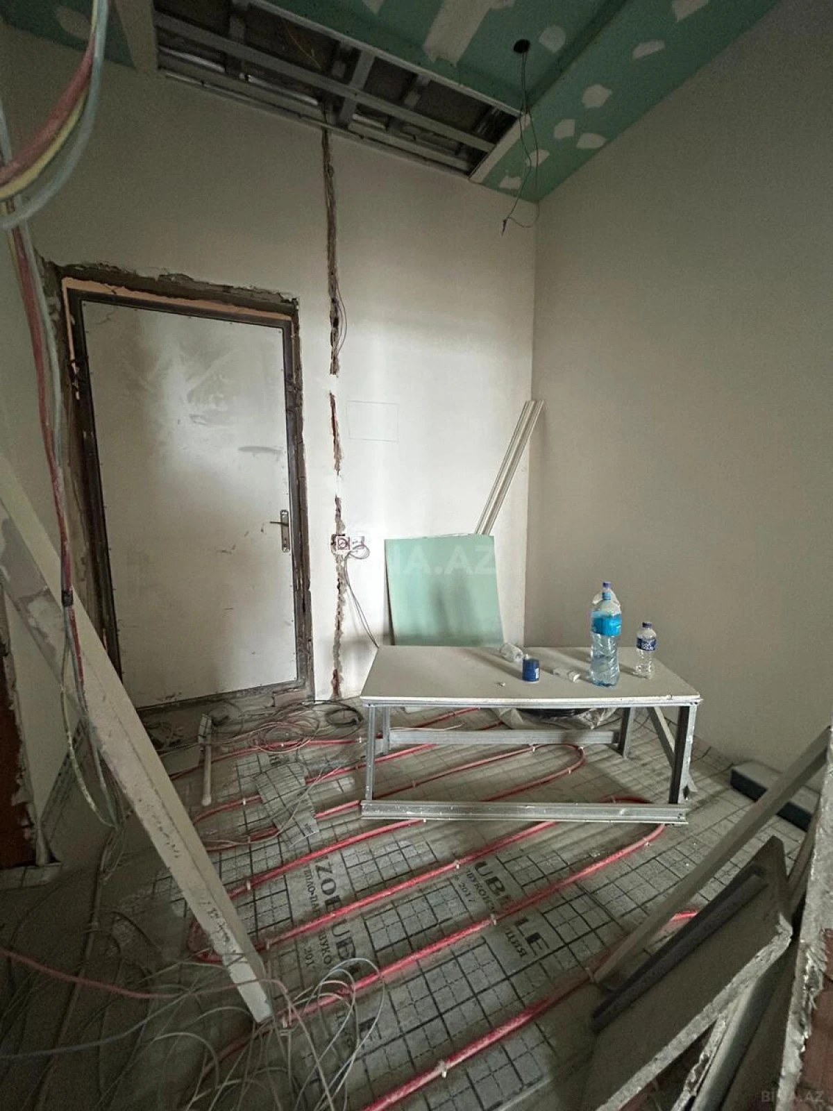 Satılır 2 otaqlı mənzil 62 m²